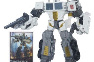 Amazon: Transformer Optimus Prime Voyager Class Battle Core a $259